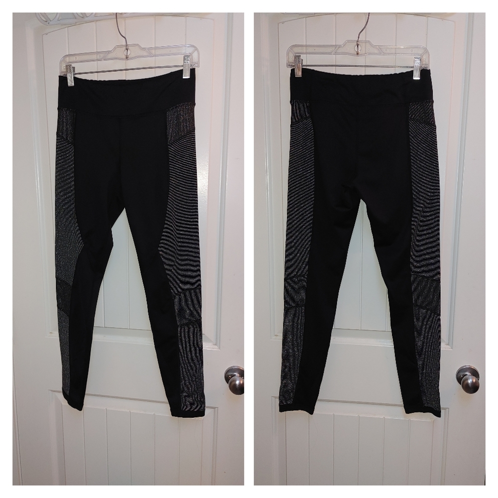 Joe Fresh Active black and silver sparkly leggings size M